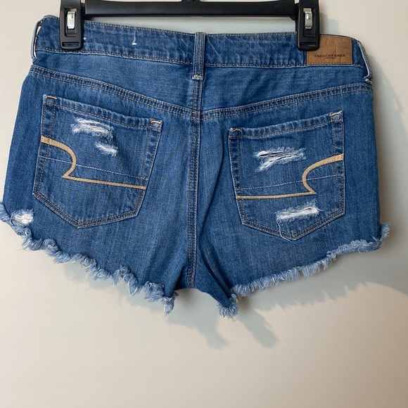 American Eagle Tom Girl Shortie Jean Shorts Size 4 - Picture 3 of 6